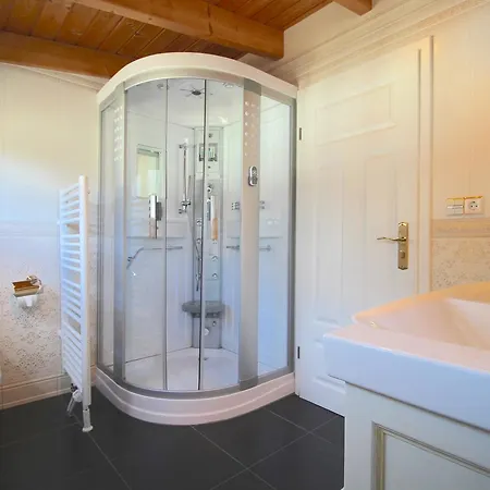 Himmelschloesschen & Rose *